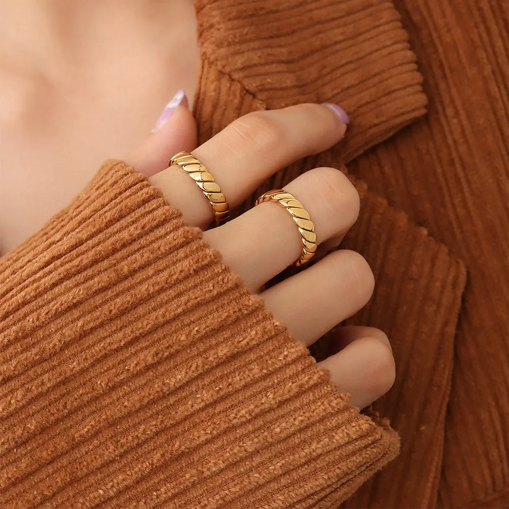 Elegant Geometric Titanium Steel Ring with Gold Plating