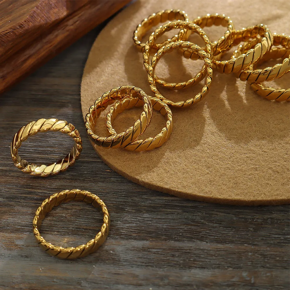 Elegant Geometric Titanium Steel Ring with Gold Plating