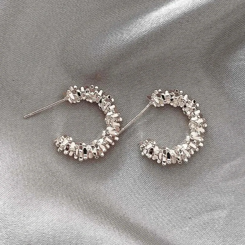 European and American Retro Metal C-shaped Semicircular Earrings For Womans 2022 New Fashion Jewelry Party Luxury Accessories