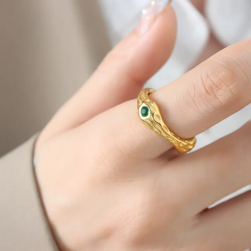 Exquisite Gold-Plated Emerald Zircon Ring - French Light Luxury Jewelry