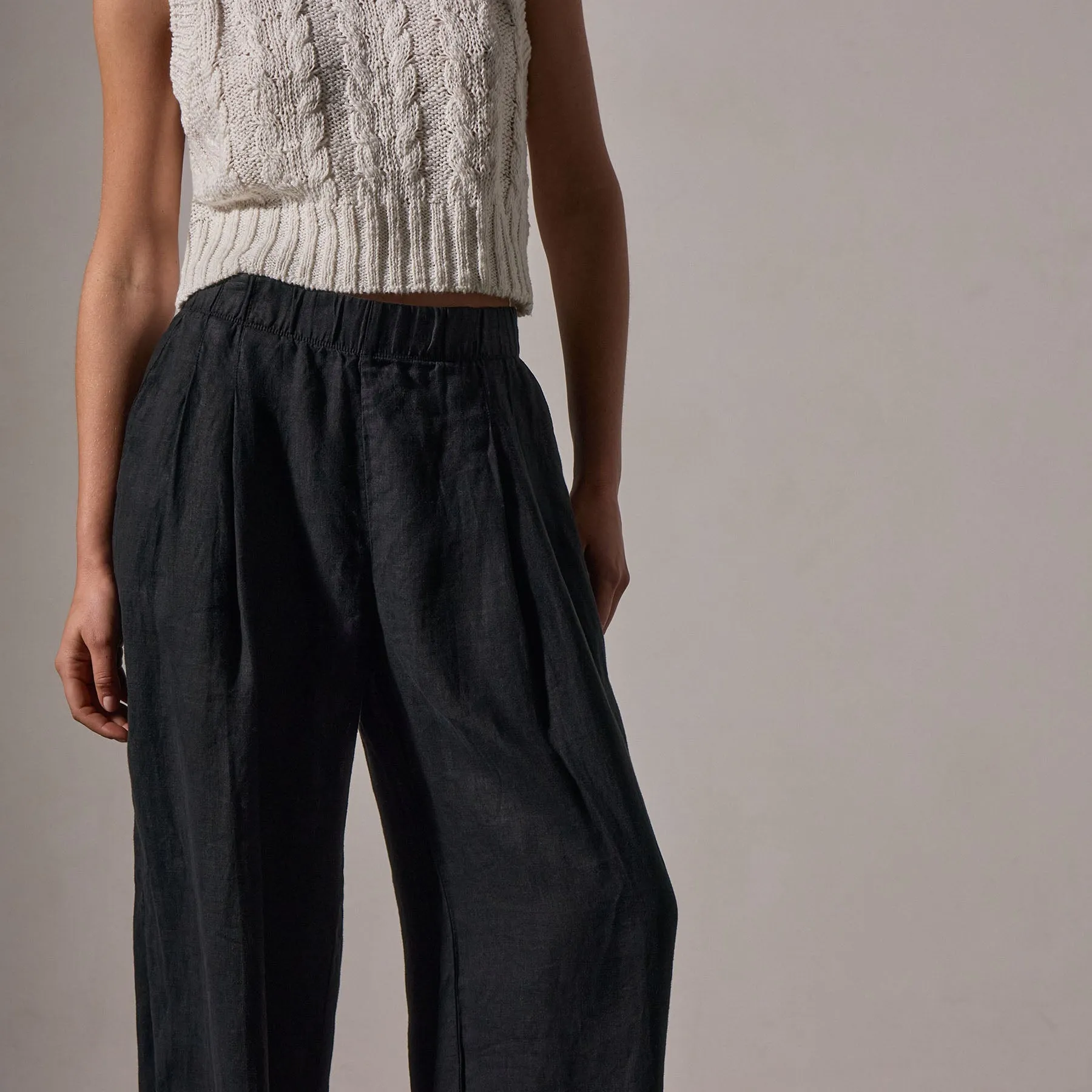 Lightweight Linen Elastic Pant - Black