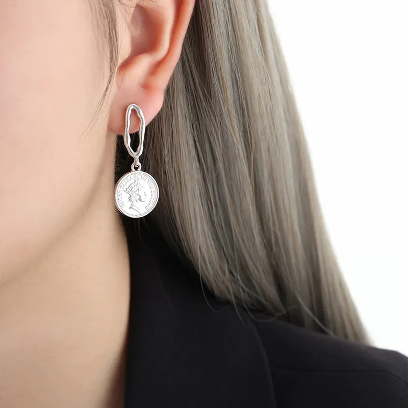 Luxurious French-inspired Geometric Gold Coin Pendant Earrings