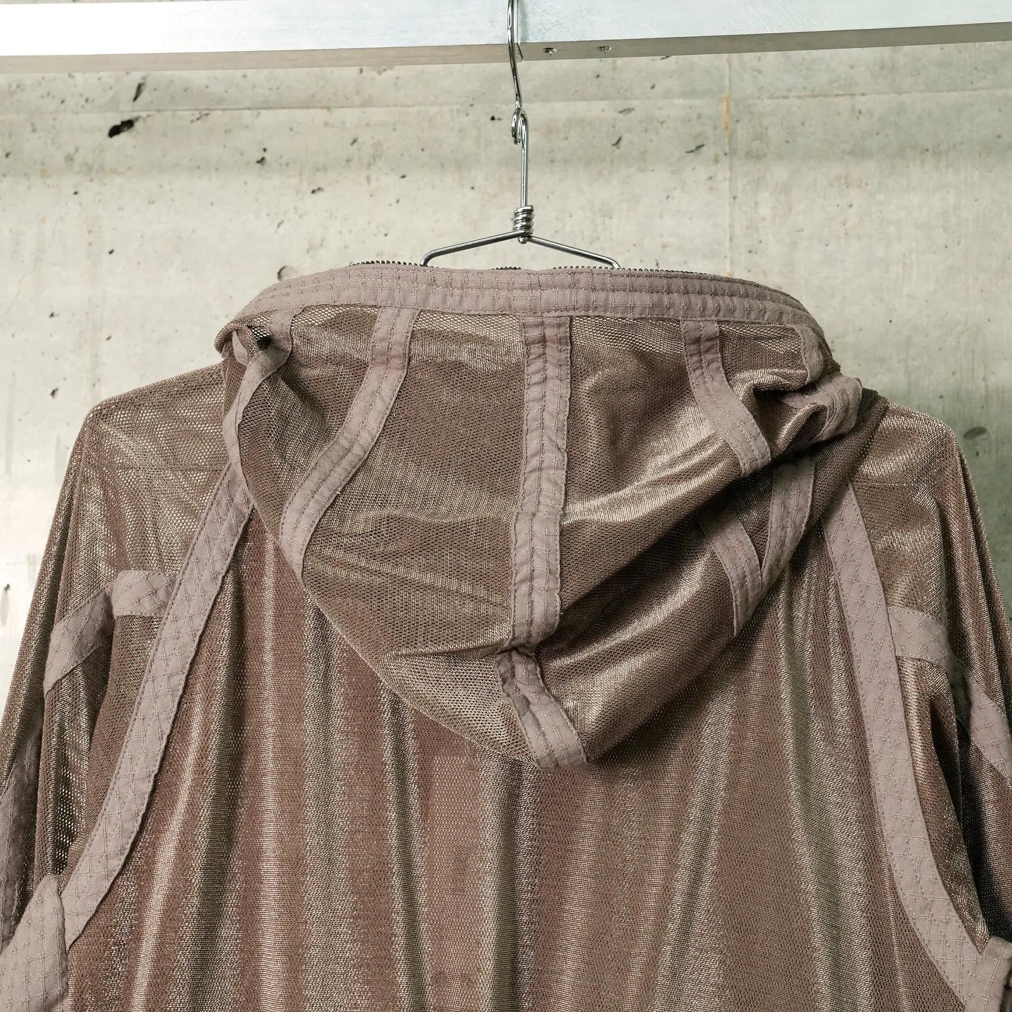 MESH HOODIE 参 / BROWN