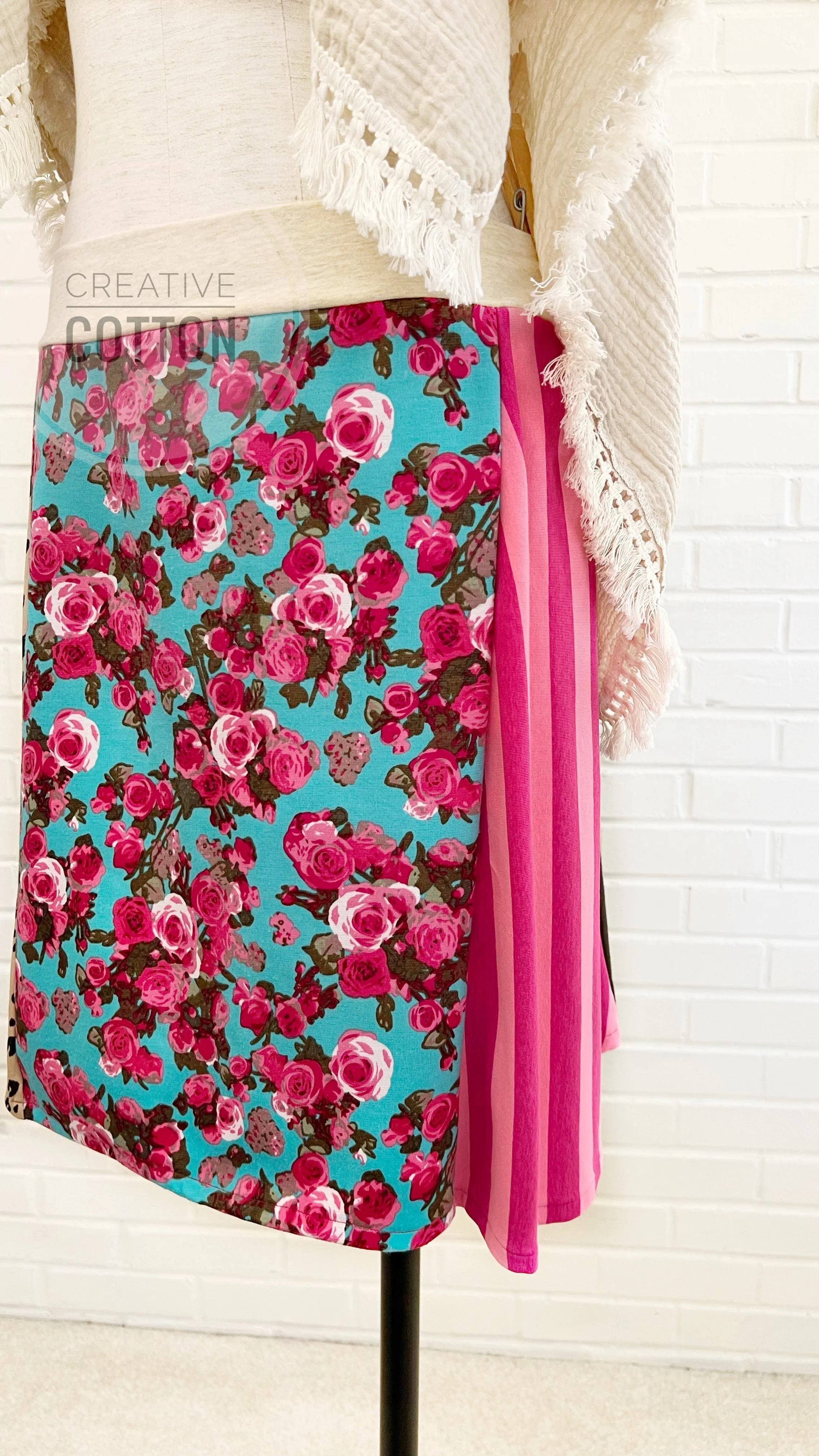 Preppy Floral Funky Knit Skirt