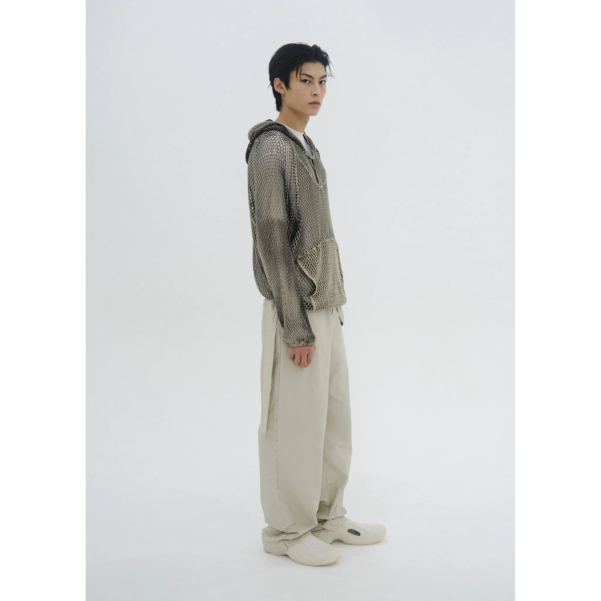 SPRAY-DYED MESH HOODIE / STONE BEIGE