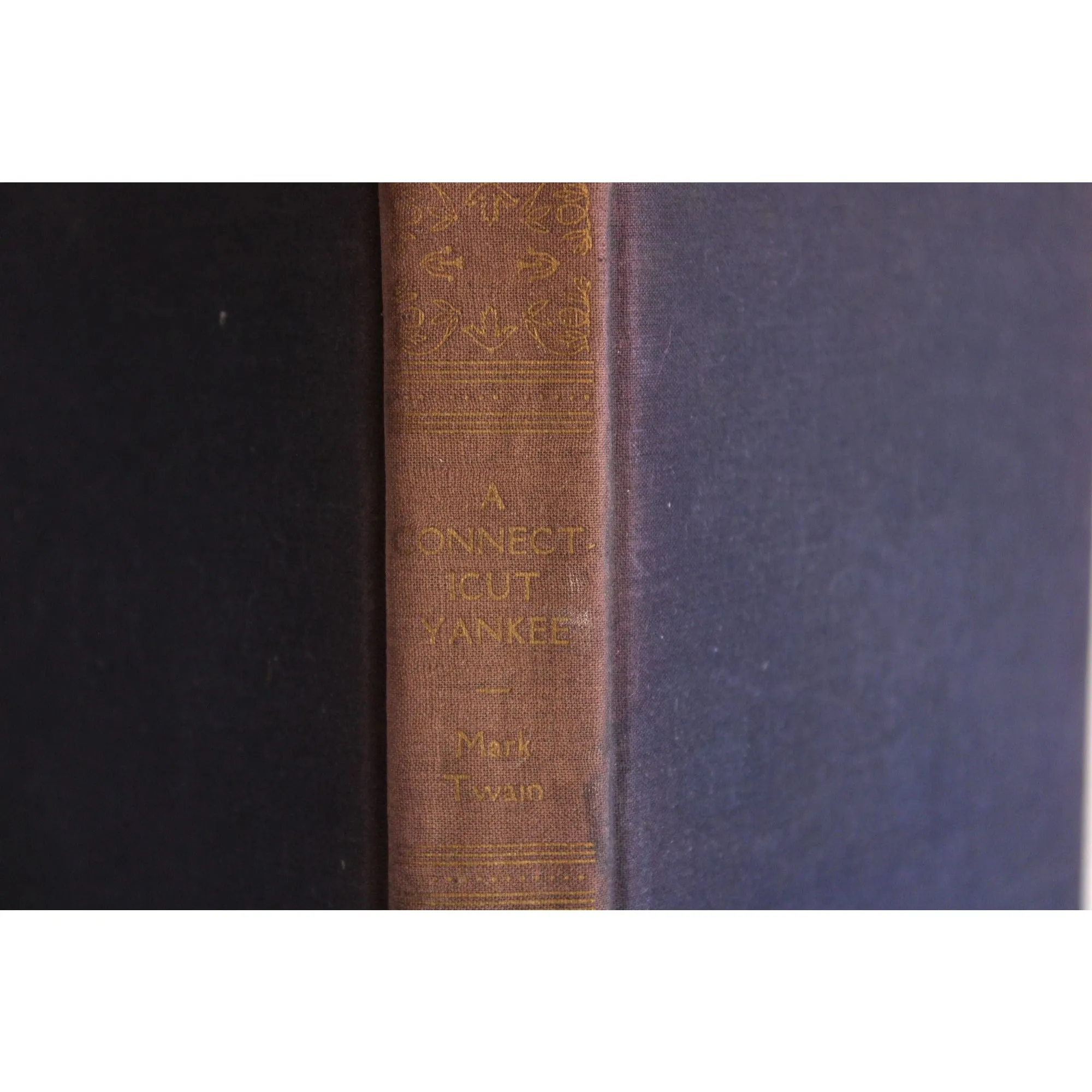 Vintage 1910s Book, Mark Twain, A Connecticut Yankee in King Arthur's Court